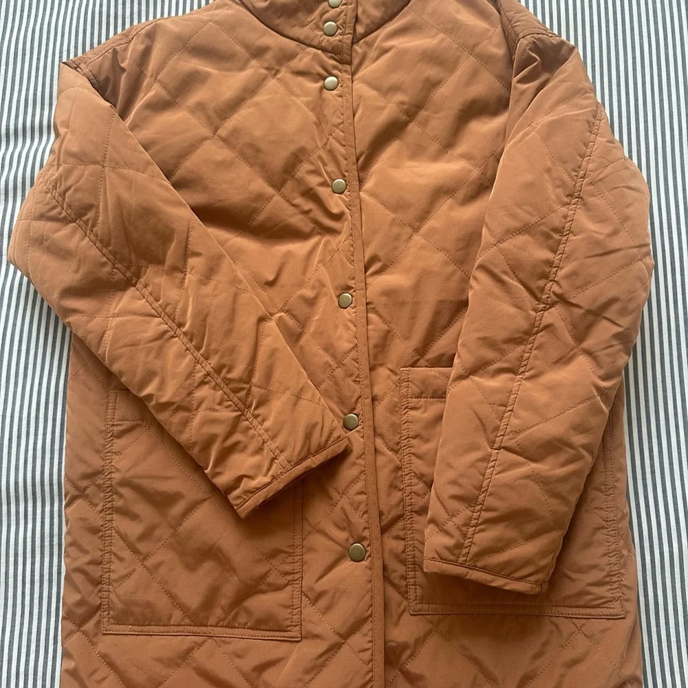 Marine Layer Reversible Quilted Jacket - Picture 4 of 7